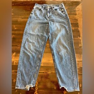 American Eagle Outfitters‎ Relaxed Mom Fit Distressed Blue Jeans Size 4